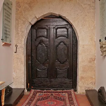 La Contessa Sibilla קונברסאנו